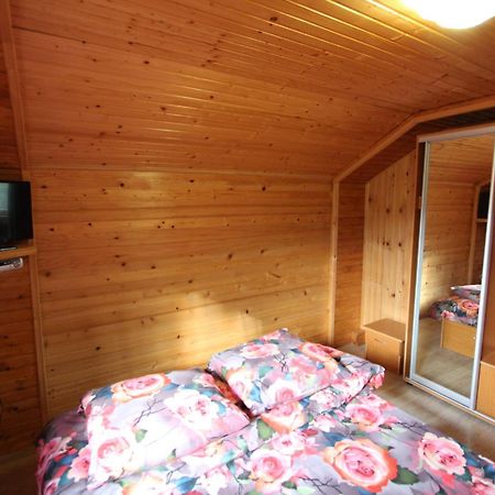 Complex "Shum Lisu" Apartment Tatariv Luaran gambar