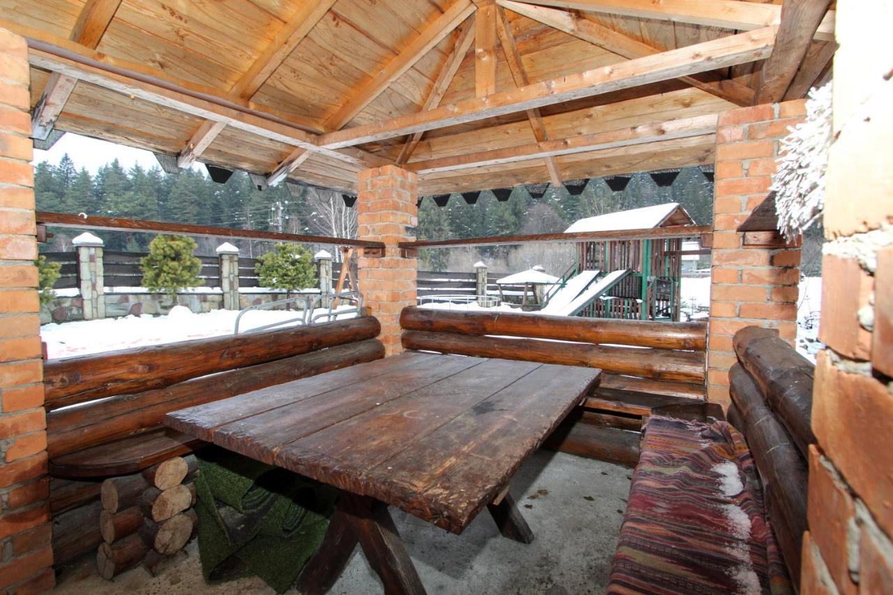 Complex "Shum Lisu" Apartment Tatariv Luaran gambar