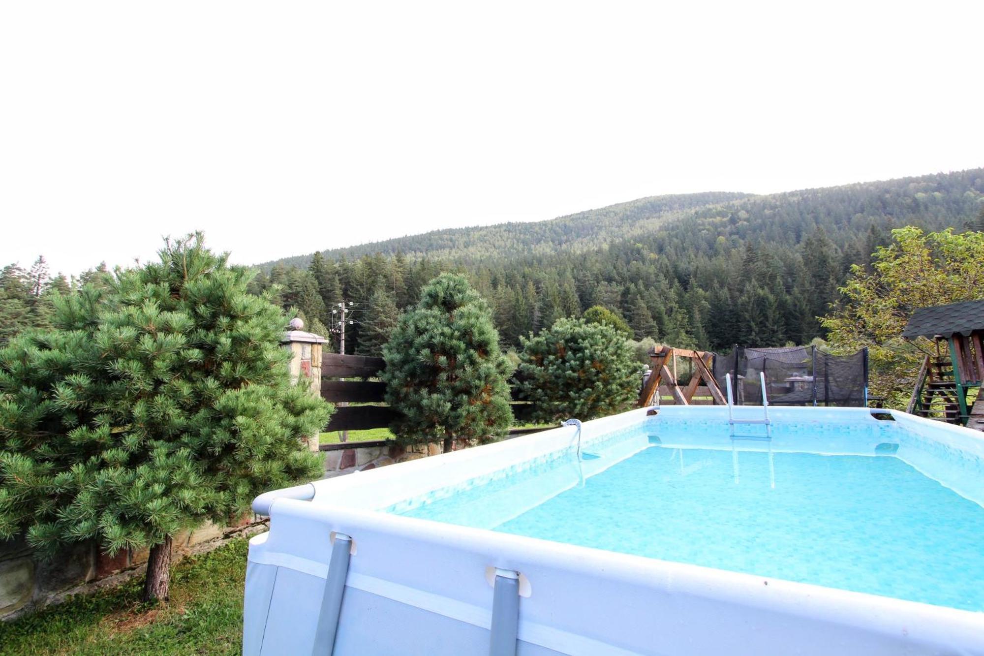 Complex "Shum Lisu" Apartment Tatariv Luaran gambar
